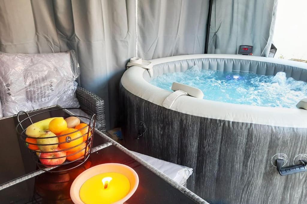 Villa Confortable Avec Jacuzzi A Chevannes Chevannes  Eksteriør billede