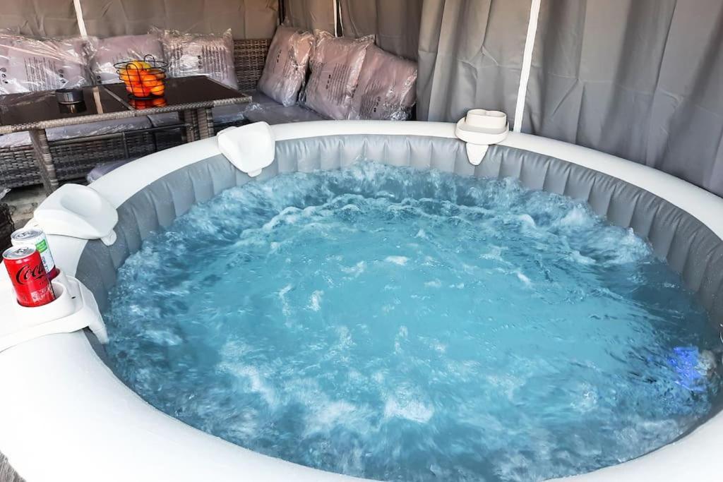 Villa Confortable Avec Jacuzzi A Chevannes Chevannes  Eksteriør billede