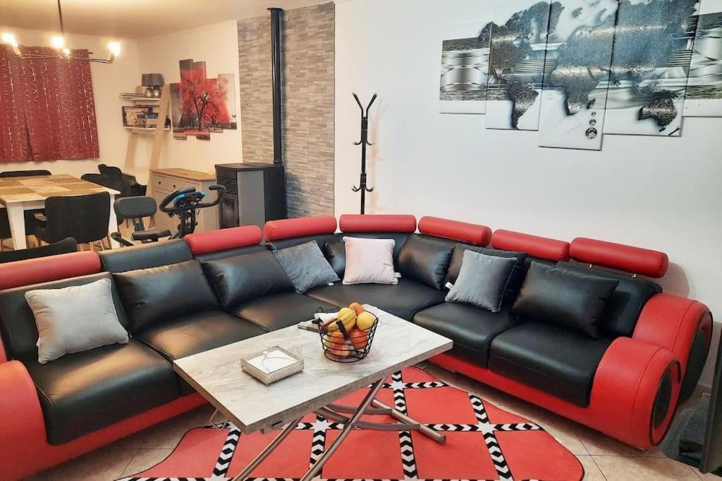 Villa Confortable Avec Jacuzzi A Chevannes Chevannes  Eksteriør billede