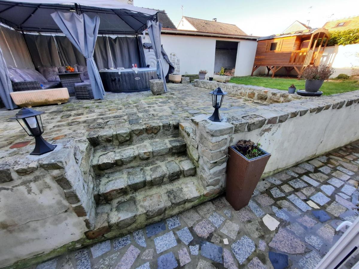 Villa Confortable Avec Jacuzzi A Chevannes Chevannes  Eksteriør billede